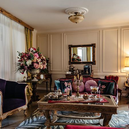Ateneea Luxury Rooms คลูจ-นาโปกา ภายนอก รูปภาพ