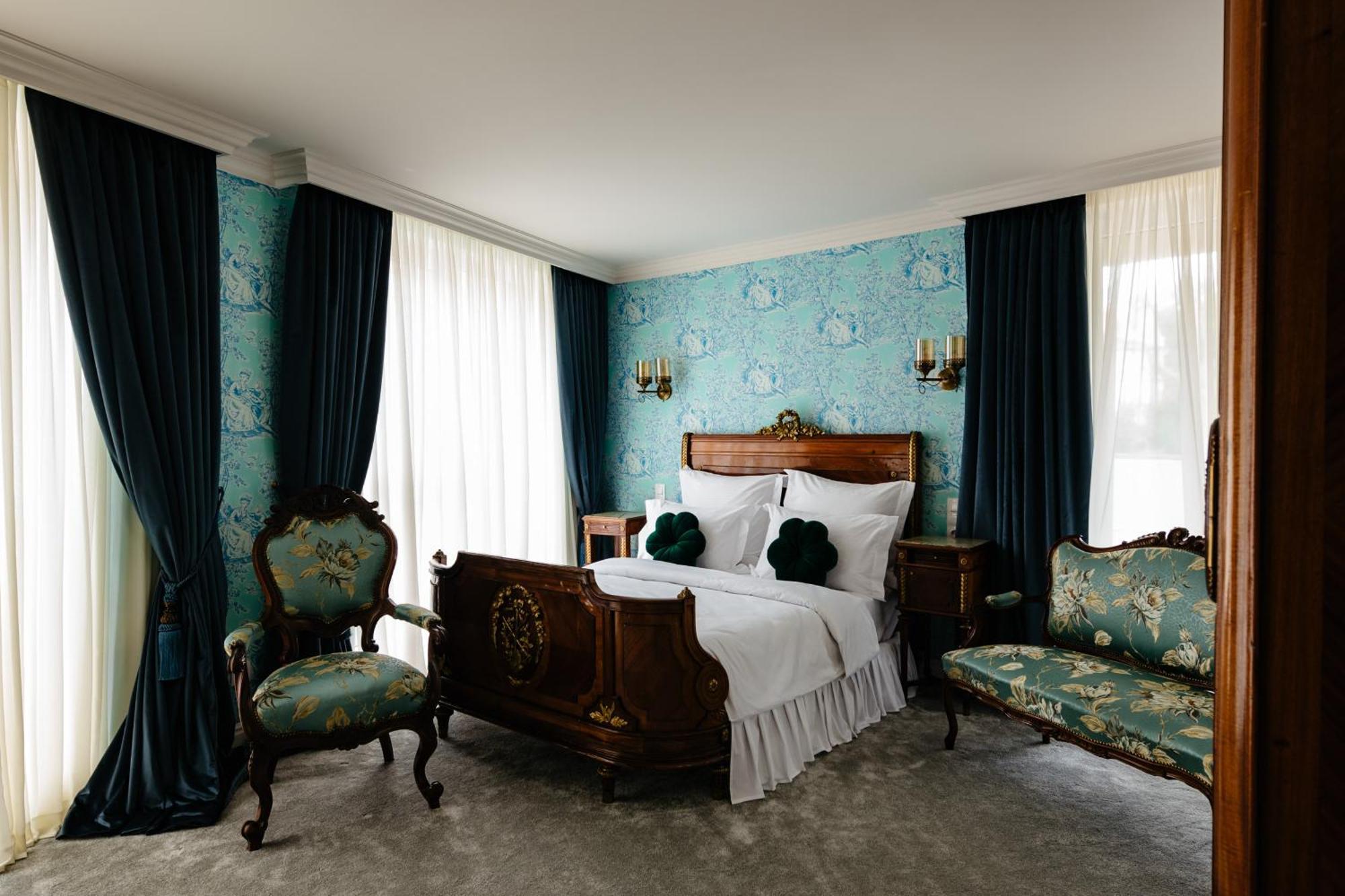 Ateneea Luxury Rooms คลูจ-นาโปกา ภายนอก รูปภาพ