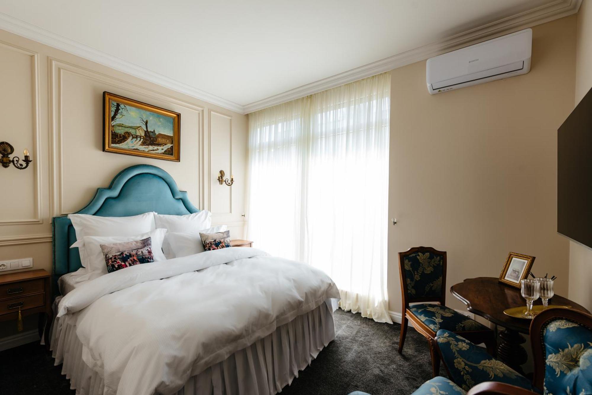 Ateneea Luxury Rooms คลูจ-นาโปกา ภายนอก รูปภาพ
