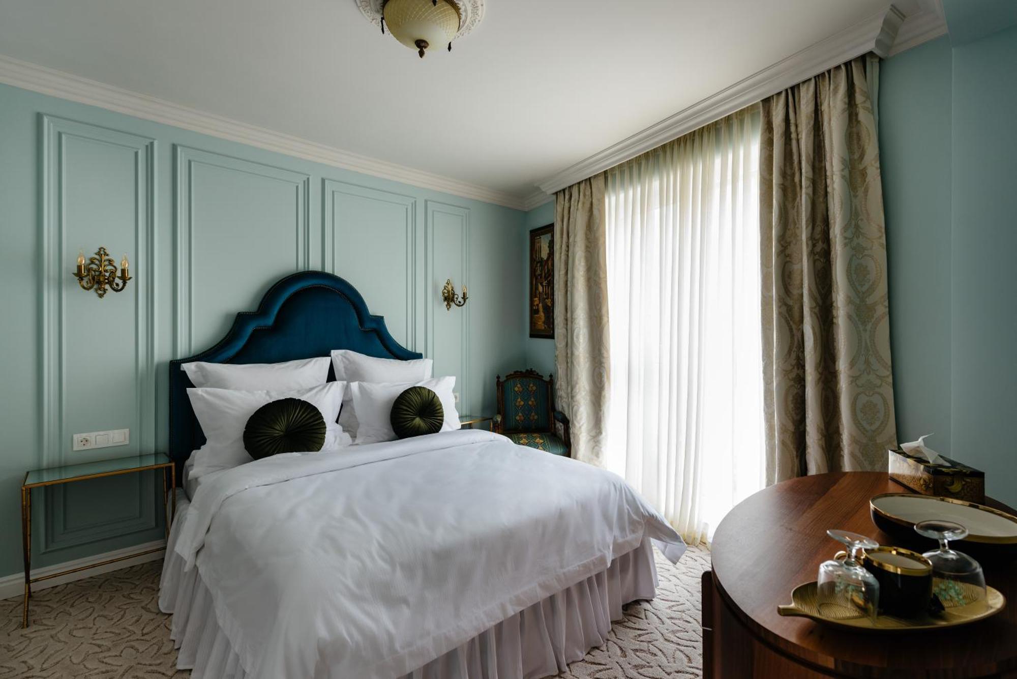 Ateneea Luxury Rooms คลูจ-นาโปกา ภายนอก รูปภาพ