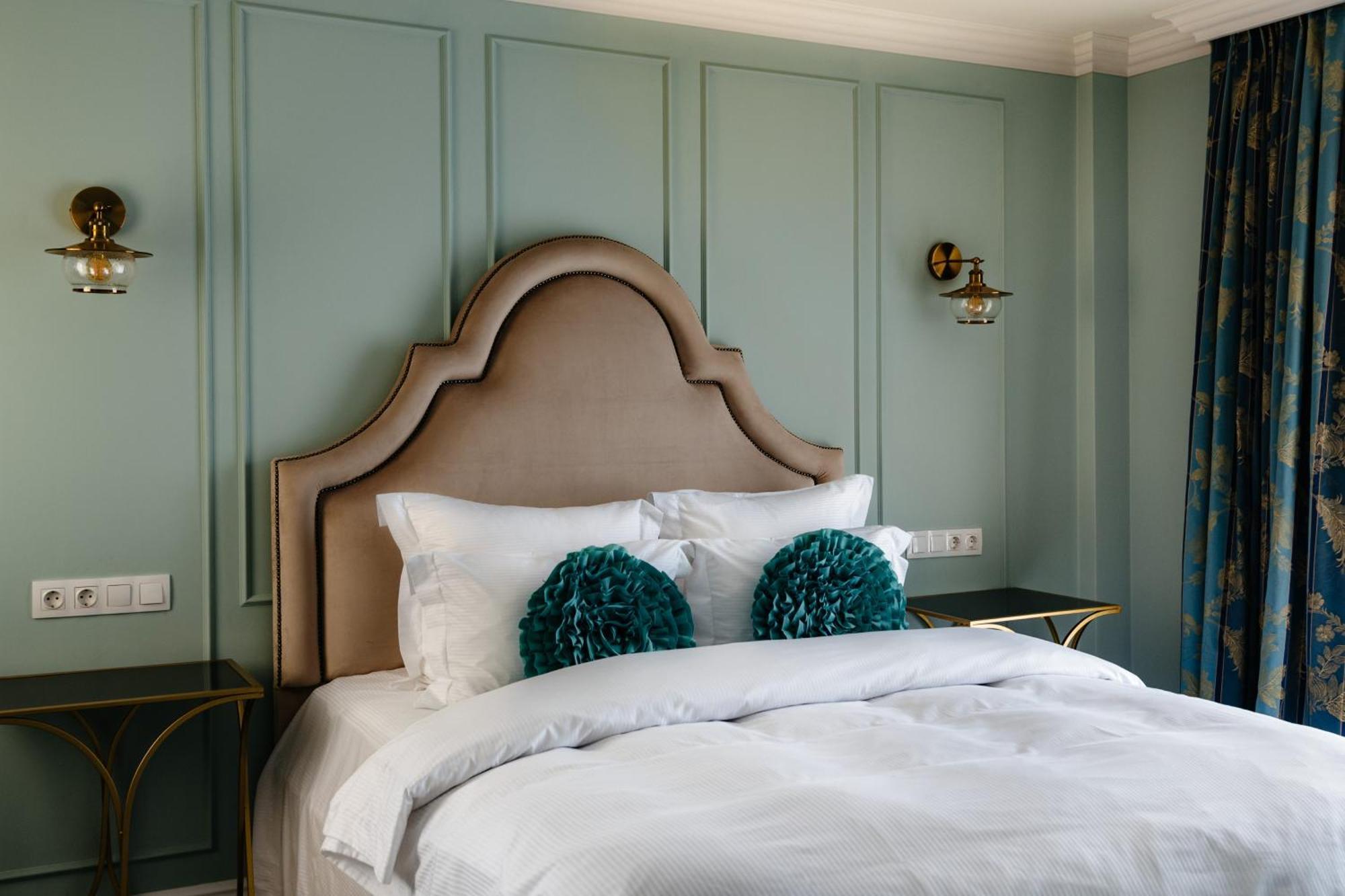 Ateneea Luxury Rooms คลูจ-นาโปกา ภายนอก รูปภาพ