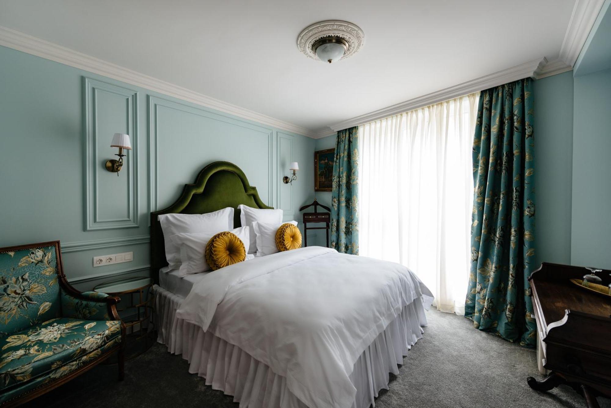 Ateneea Luxury Rooms คลูจ-นาโปกา ภายนอก รูปภาพ