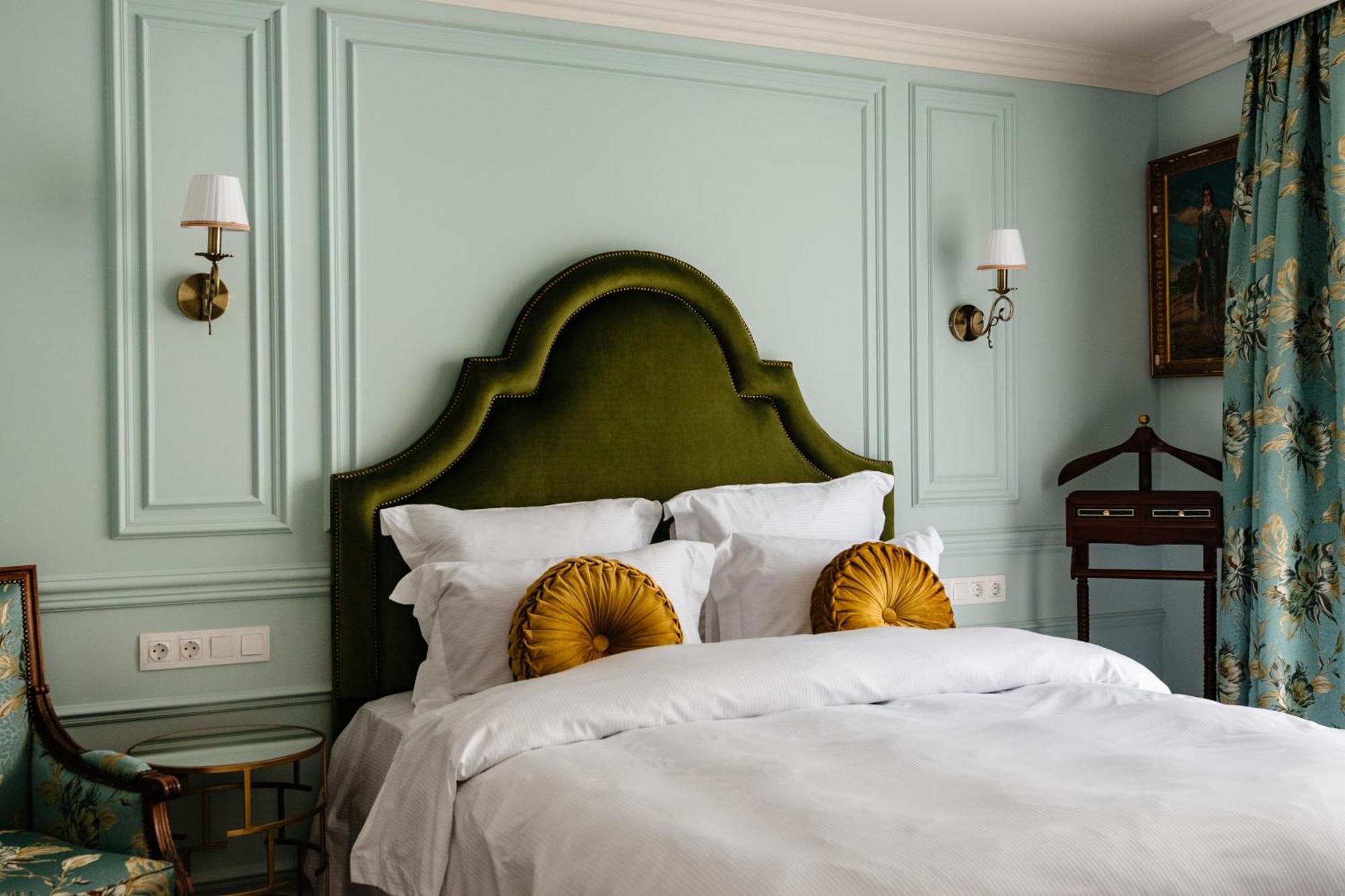 Ateneea Luxury Rooms คลูจ-นาโปกา ภายนอก รูปภาพ